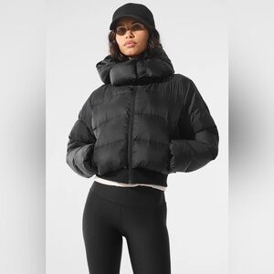 ALO Woman’s Foxy Puff Jacket Coat Cropped Black Size M